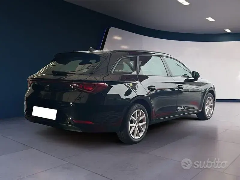 Usata Seat Leon Style 116 CV (85 kW) 2023 Blu Station wagon