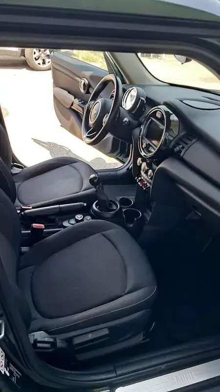 Usata Mini One D Business 95 CV (69 kW) 2018 Utilitaria
