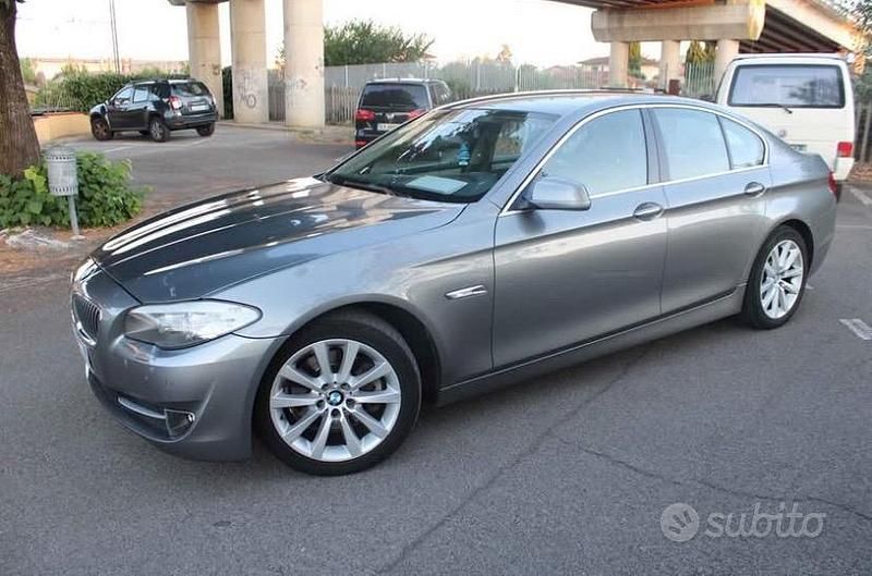 Usata BMW 520 184 CV (135 kW) 2011 Grigio Berlina