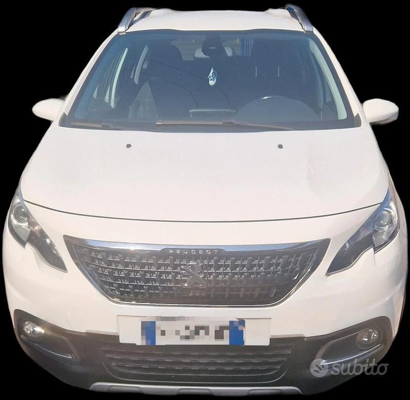 Usata Peugeot 2008 Allure 112 CV (82 kW) 2017 Bianco SUV