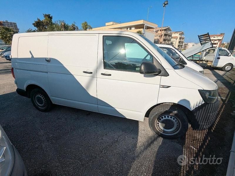 Usata VW T6 105 CV (77 kW) 2017 Furgone