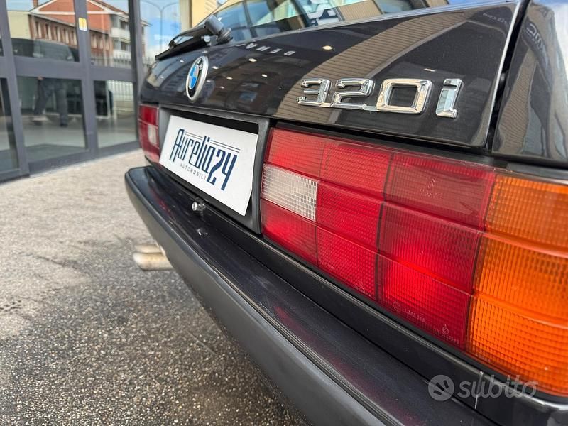 Usata BMW 320 Efficient Dynamics 129 CV (94 kW) 1990 Grigio Station wagon