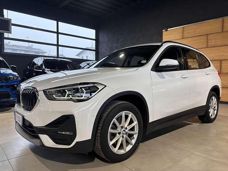 Bianco Usata 2020 BMW X1 Efficient Dynamics SUV | 16.490 € (Super prezzo) - Immagine 1/4