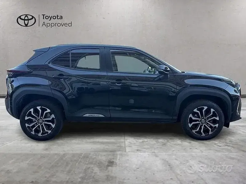 Usata Toyota Yaris Cross Trend 116 CV (85 kW) 2022 Nero SUV