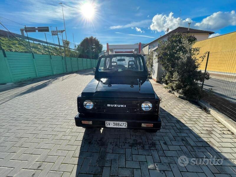 Usato 1986 Suzuki Samurai Benzin (4.500 €)