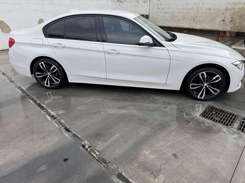 Usata BMW 318 Gran Turismo Advantage 150 CV (110 kW) 2017 Berlina