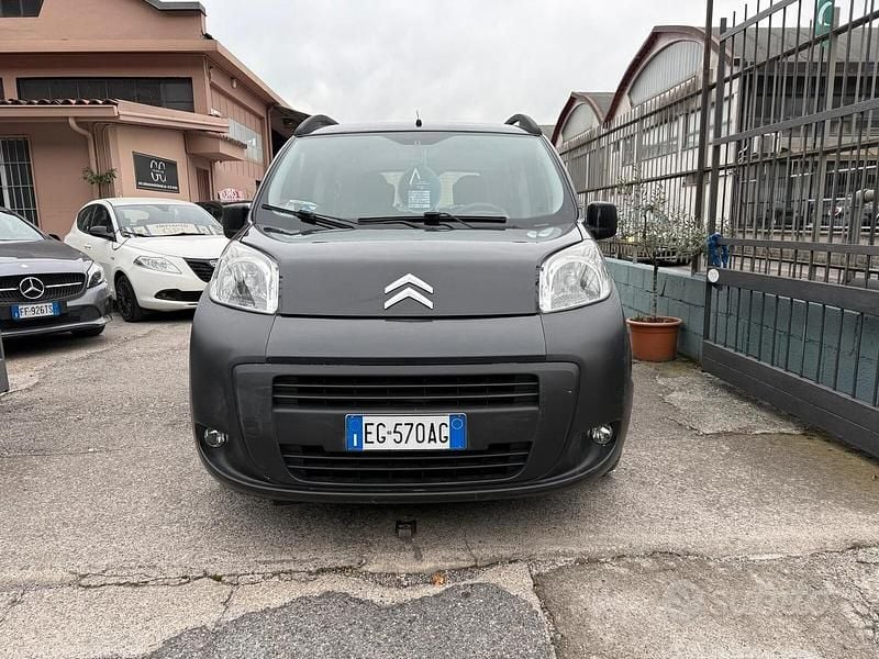 Usata Citroën Nemo 75 CV (55 kW) 2011 Nero Monovolume