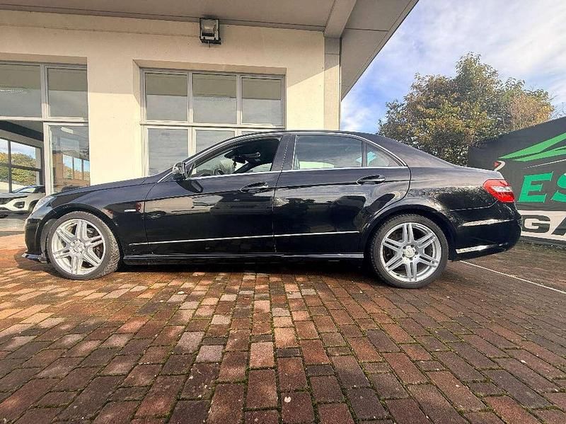 Usata Mercedes E250 Avantgarde 204 CV (150 kW) 2009 Nero Berlina