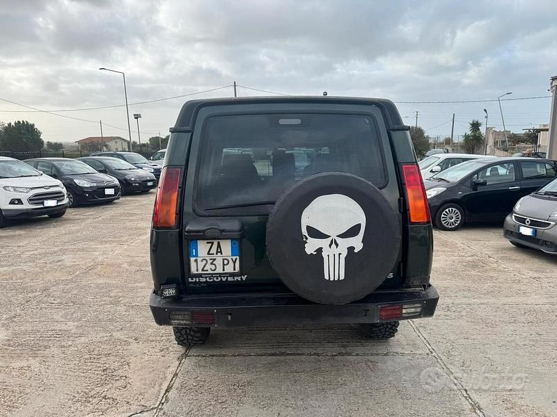 Usata Land Rover Discovery 2 Vogue 139 CV (102 kW) 2002 Verde SUV