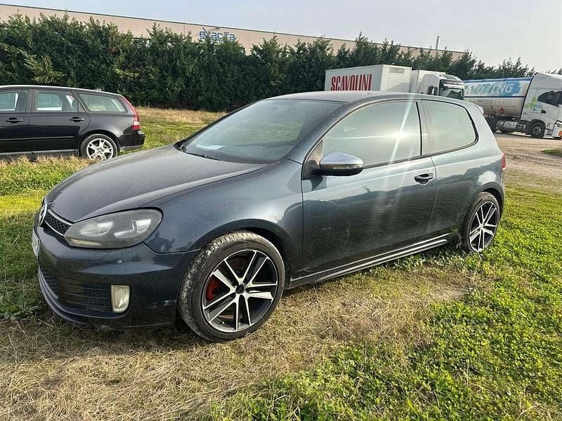 Usata VW Golf VI GTD 170 CV (125 kW) 2009 Grigio Utilitaria