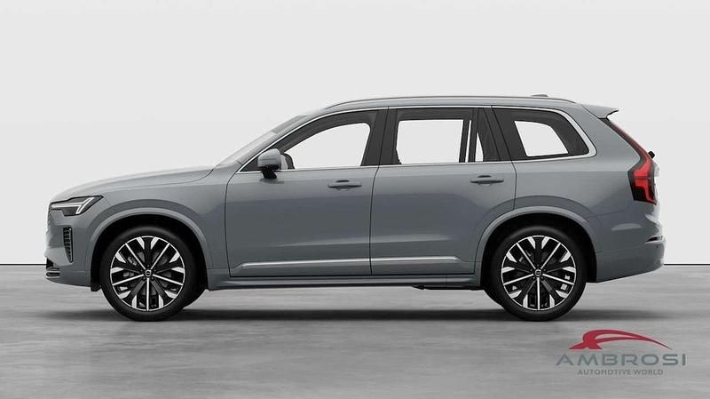 Nuova Volvo XC90 Plus 250 CV (183 kW) 2025 Vapour grey SUV