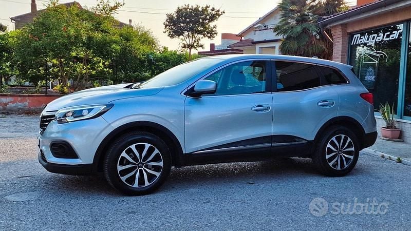 Usata Renault Kadjar Equilibre 116 CV (85 kW) 2022 Argento SUV
