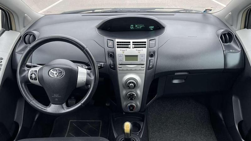 Usata Toyota Yaris 65 CV (47 kW) 2008 Utilitaria