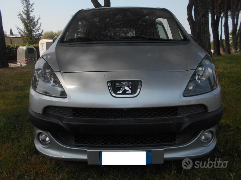 Usata Peugeot 1007 109 CV (80 kW) 2007 Grigio Monovolume