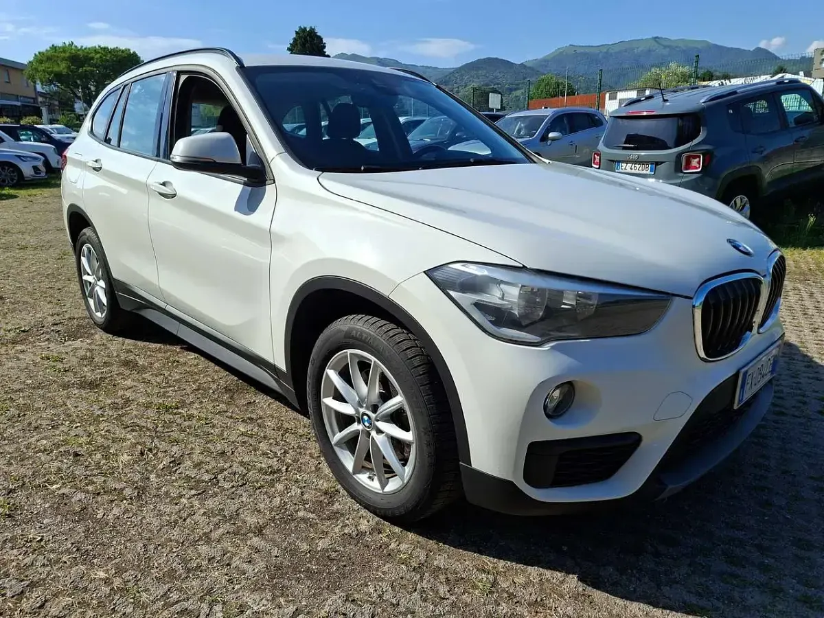 Usata BMW X1 Advantage 150 CV (110 kW) 2019 Bianco SUV