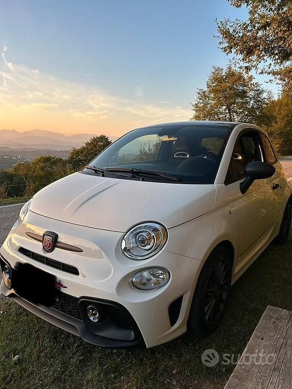 Usata Abarth 595 165 CV (121 kW) 2023 Bianco Utilitaria