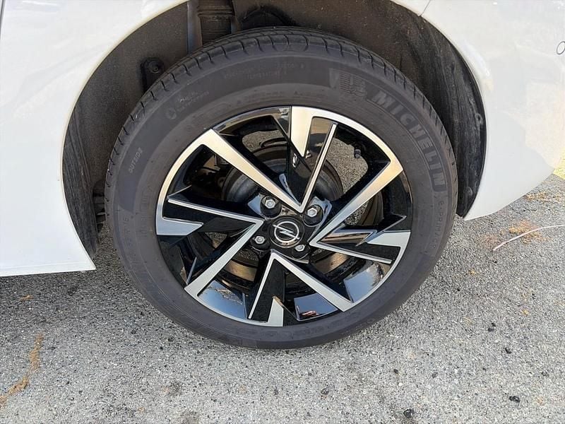 Usata Opel Corsa 101 CV (74 kW) 2025 Bianco Utilitaria