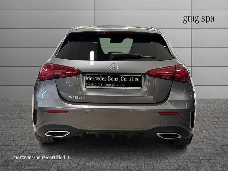 Begagnad Mercedes A180 Premium 116 HK (85 kW) 2025 Grå Halvkombi