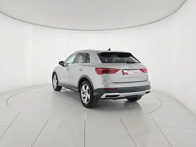 Usata Audi Q3 Advanced 150 CV (110 kW) 2024 Argento floret metallizzato SUV