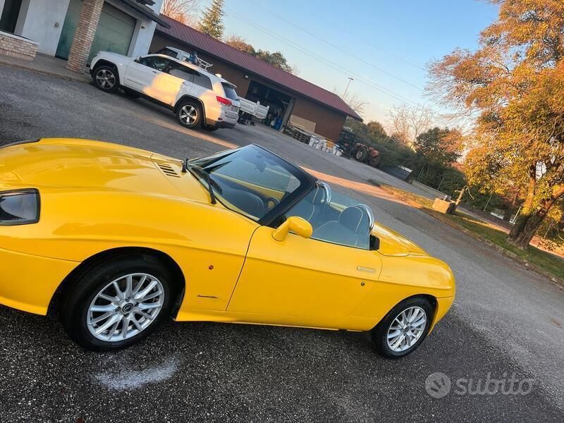 Usata Fiat Barchetta 131 CV (96 kW) 1998 Giallo Cabrio