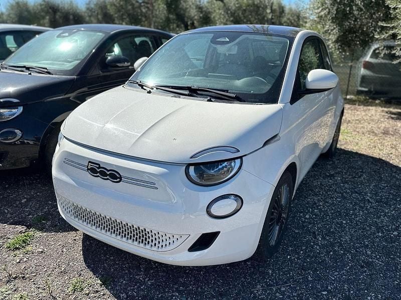 Bianco Usata 2021 Fiat 500e Icon Tre volumi | 10.451 € (Super prezzo) - Immagine 1/4