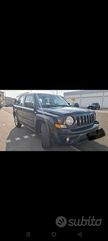 Usata Jeep Patriot 163 CV (119 kW) 2011 Grigio SUV