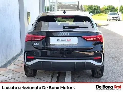 Usata Audi Q3 Sportback S-Line 150 CV (110 kW) 2023 Nero SUV