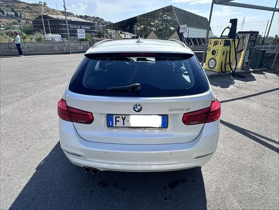 Usata BMW 320 Advantage 163 CV (119 kW) 2019 Station wagon