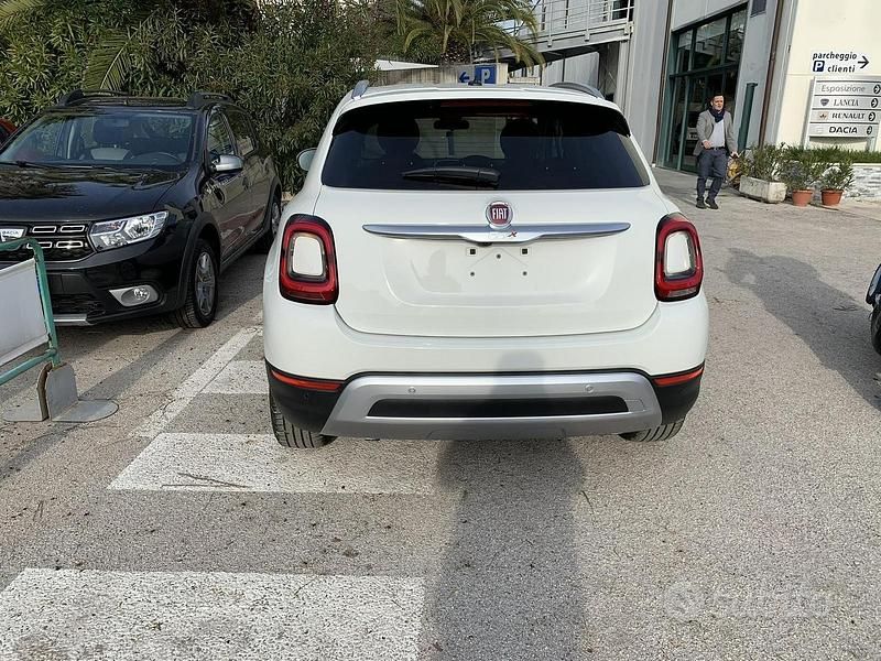 Usata Fiat 500X 120 CV (88 kW) 2019 Bianco SUV