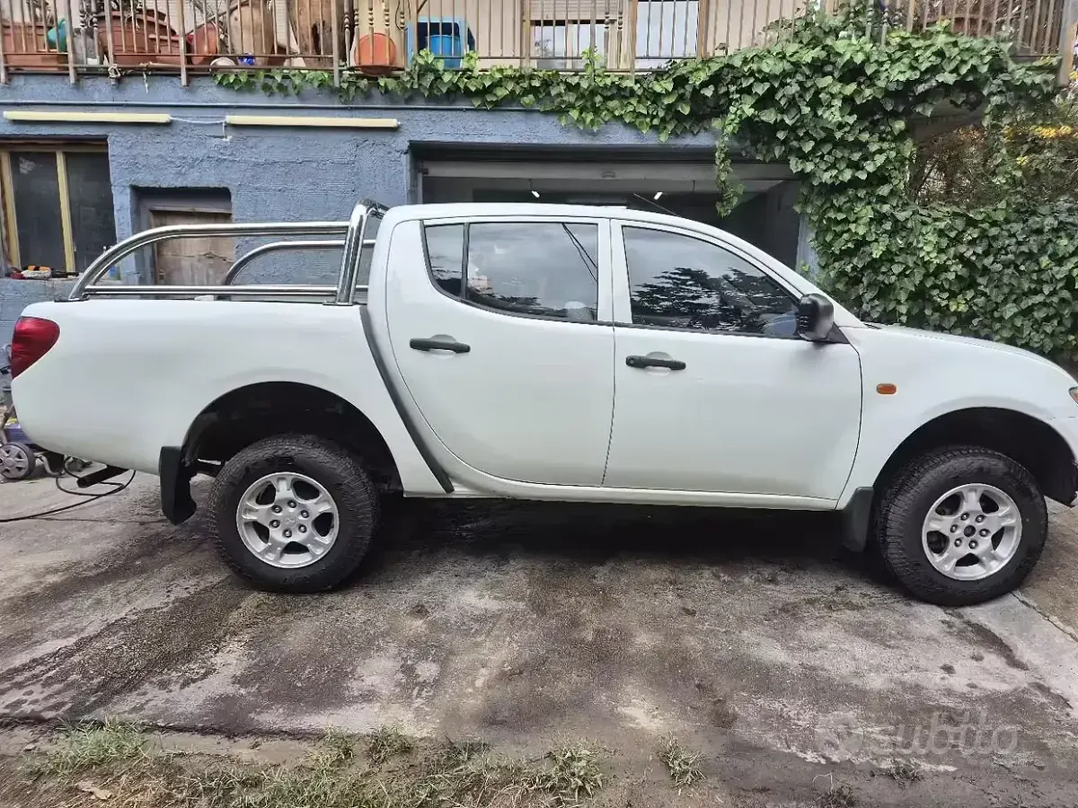 Usata Mitsubishi L200 136 CV (100 kW) 2007 Pick-up