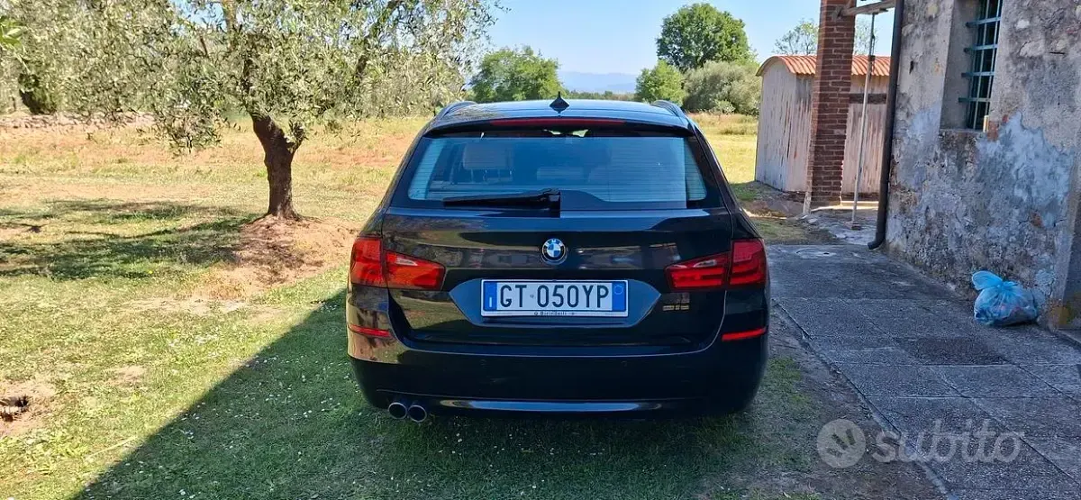 Usata BMW 520 184 CV (135 kW) 2010 Nero Station wagon