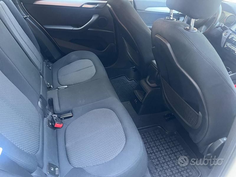 Usata BMW X1 116 CV (85 kW) 2021 Bianco SUV