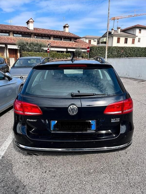 Usata VW Passat Highline 140 CV (102 kW) 2011 Nero Station wagon