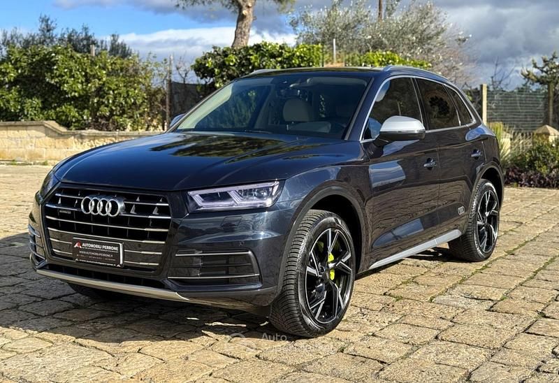 Usata Audi Q5 Business 190 CV (139 kW) 2019 Moonlight blu SUV