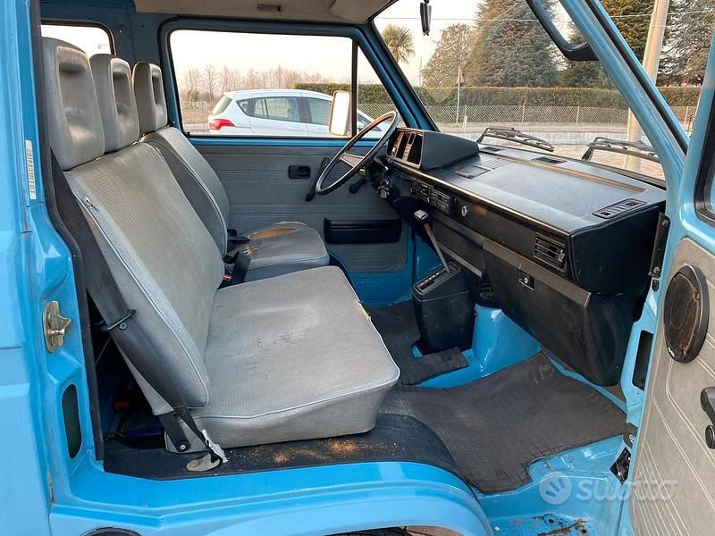 Usata VW Caravelle 1991 Blu Monovolume