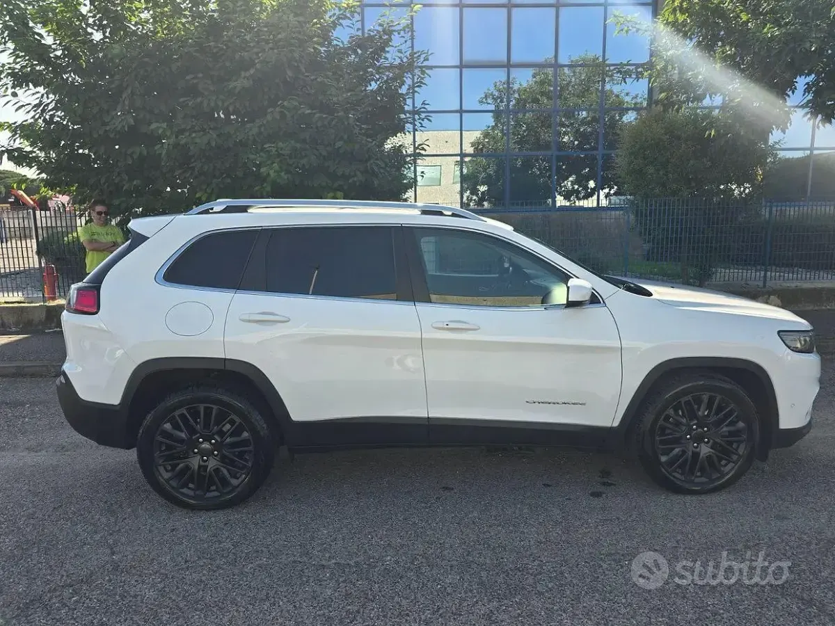 Usata Jeep Cherokee 194 CV (142 kW) 2019 Bianco SUV