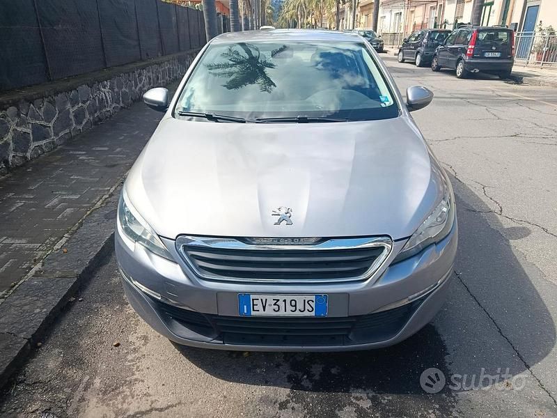 Usata Peugeot 308 115 CV (84 kW) 2014 Grigio Berlina