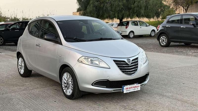 Usata Lancia Ypsilon Gold 95 CV (69 kW) 2015 Other Utilitaria
