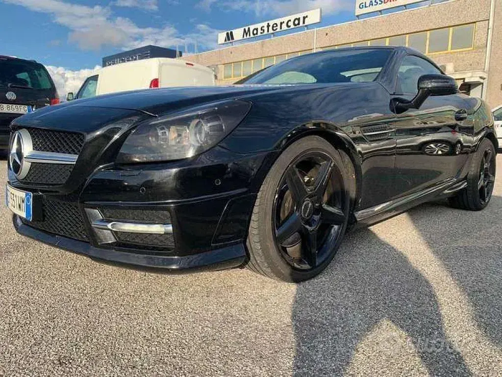 Usado Mercedes SLK250 Premium 204 CV (150 kW) 2012 Negro Descapotable