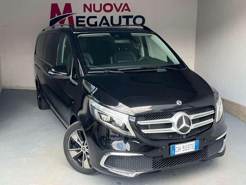 Usata Mercedes V250 Avantgarde 190 CV (139 kW) 2022 Nero Monovolume