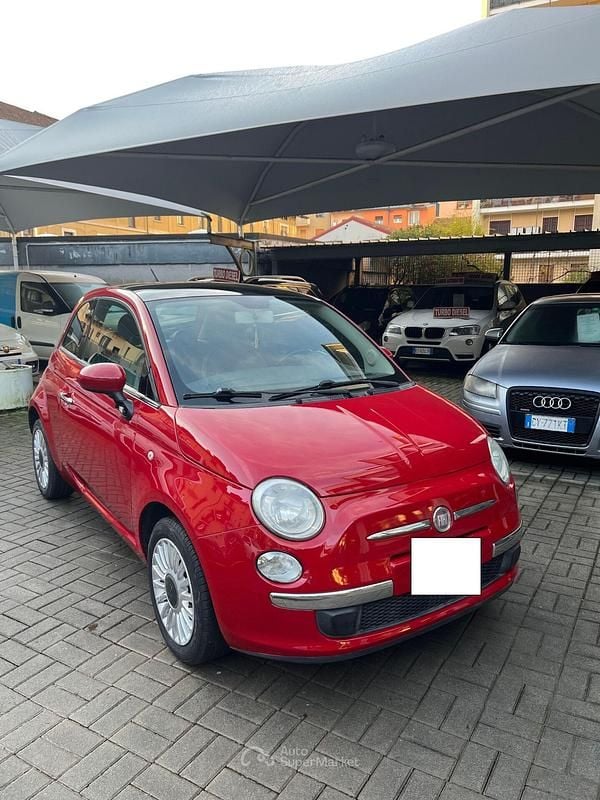 Rosso Usata 2010 Fiat 500 Lounge Tre volumi | 4800 € (Buon prezzo) - Immagine 1/4