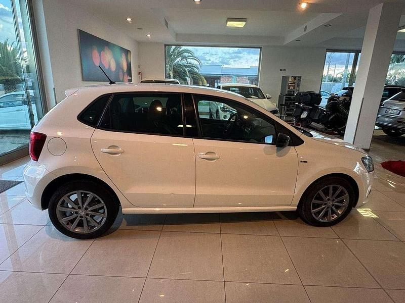 Usata VW Polo 75 CV (55 kW) 2015 Bianco Berlina