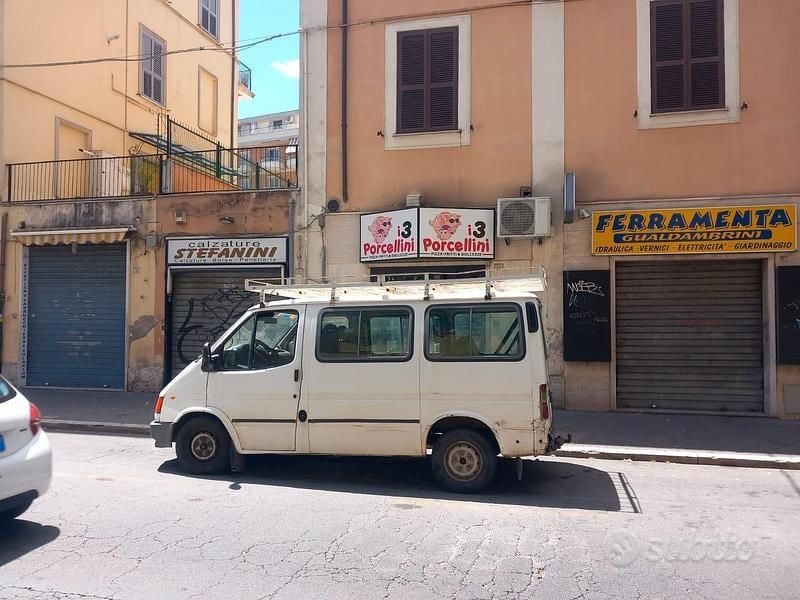 Usata Ford Transit 76 CV (55 kW) 1996 Bianco Berlina
