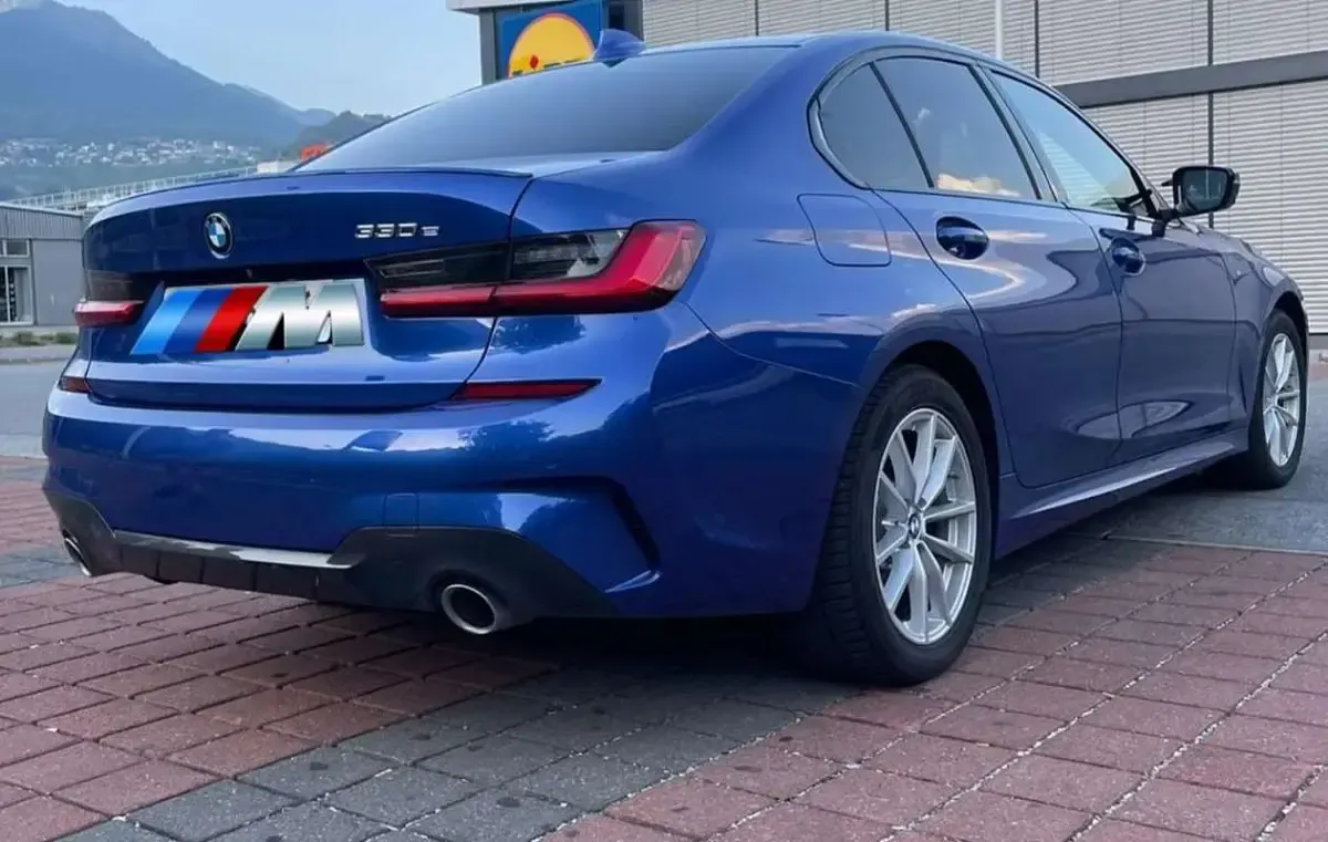 Usata BMW 330 184 CV (135 kW) 2021 Blu/azzurro Berlina