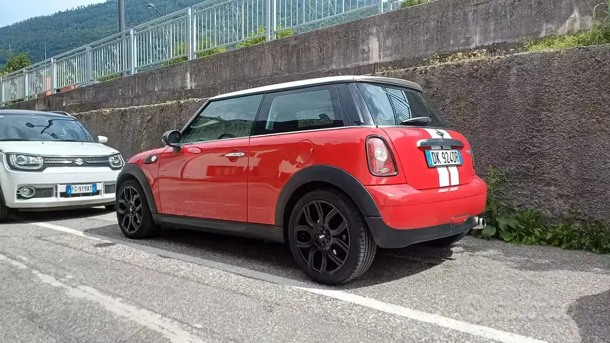 Usata Mini Cooper Chili 120 CV (88 kW) 2007 Rosso Utilitaria
