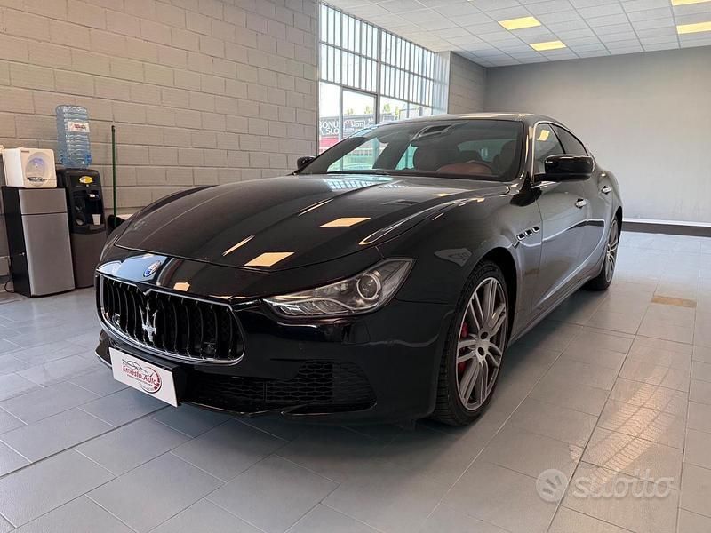 Nero Usata 2015 Maserati Ghibli Coupé | 26.999 € (Buon prezzo) - Immagine 1/4