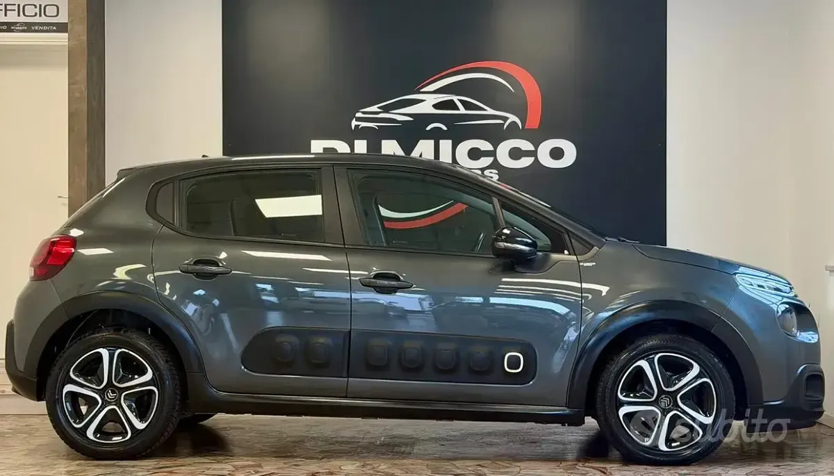 Usata Citroën C3 Shine 75 CV (55 kW) 2017 Grigio Berlina