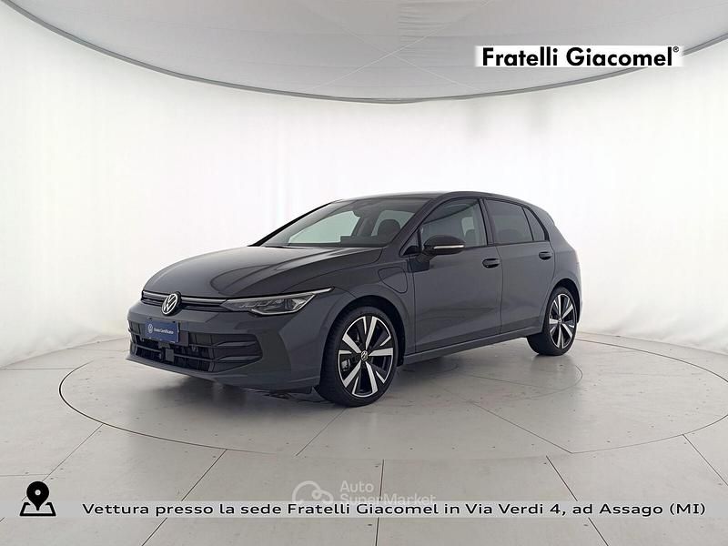 Nuova VW Golf VIII Edition 204 CV (150 kW) 2025 Dolphin grey metallizzato Berlina