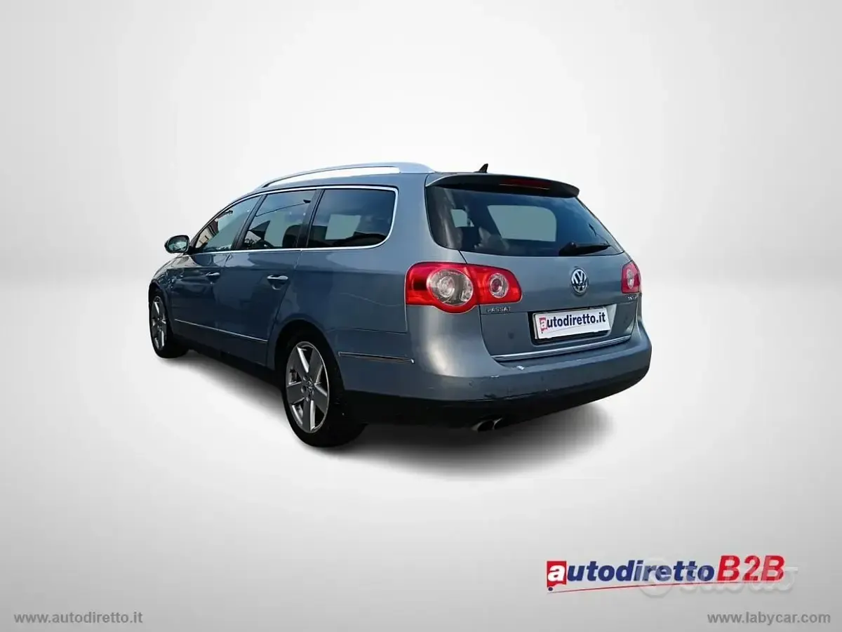 Usata VW Passat Highline 140 CV (102 kW) 2008 Grigio Berlina