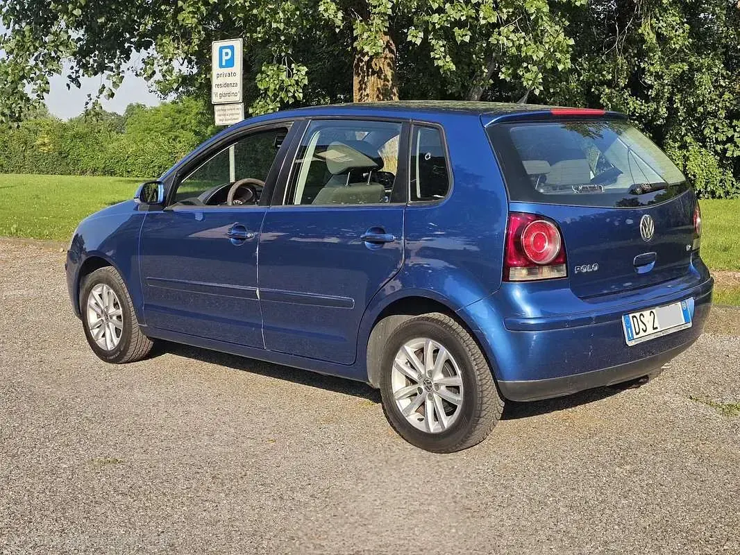 Usata VW Polo Comfortline 69 CV (50 kW) 2008 Blu Utilitaria